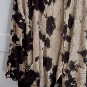 Lightweight sweater/cardigan